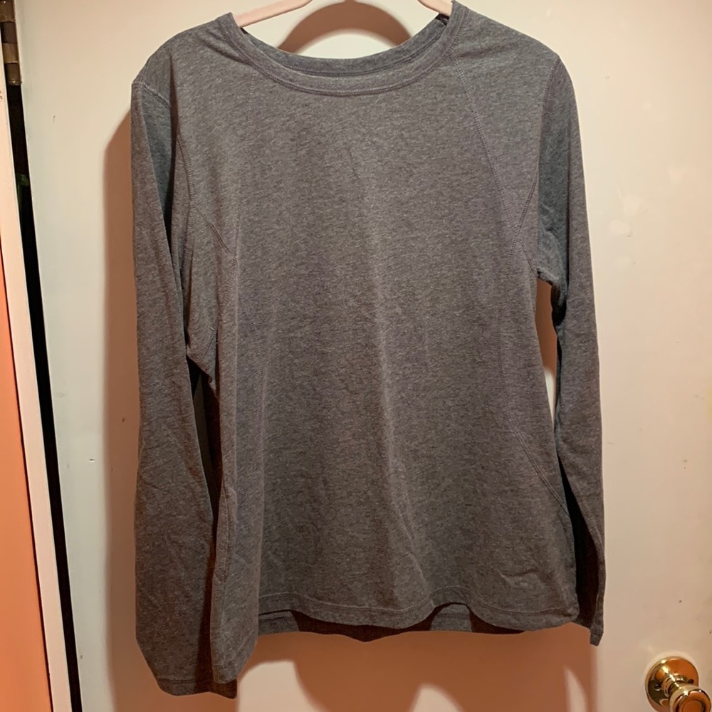 Tek Gear long sleeve base layer shirt